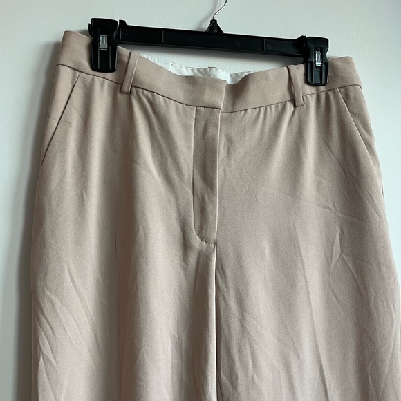 NWT✨ Aritzia Babaton - New Command Pants (Humus Beige) - Picture 6 of 12